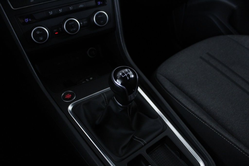 seat-ateca-2021-diesel-1968cc