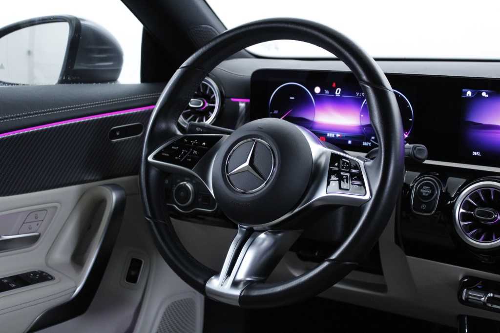 mercedes-benz-cla-2024-diesel-1950cc