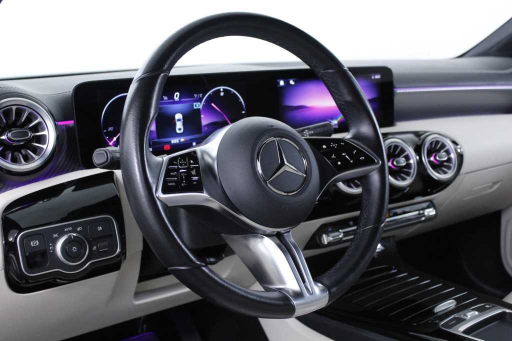 mercedes-benz-cla-2024-diesel-1950cc