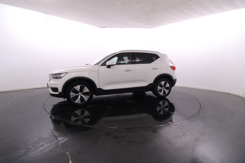 volvo-xc40-2022-hibrido-1477cc