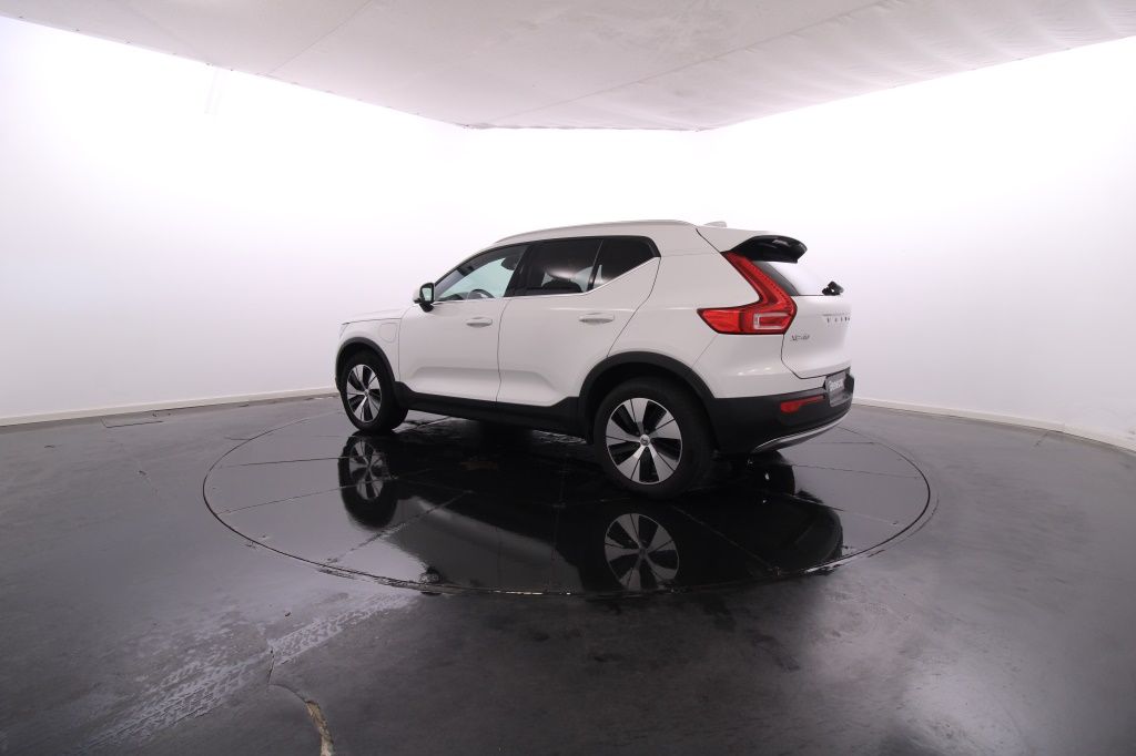volvo-xc40-2022-hibrido-1477cc
