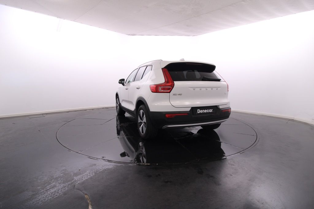 volvo-xc40-2022-hibrido-1477cc