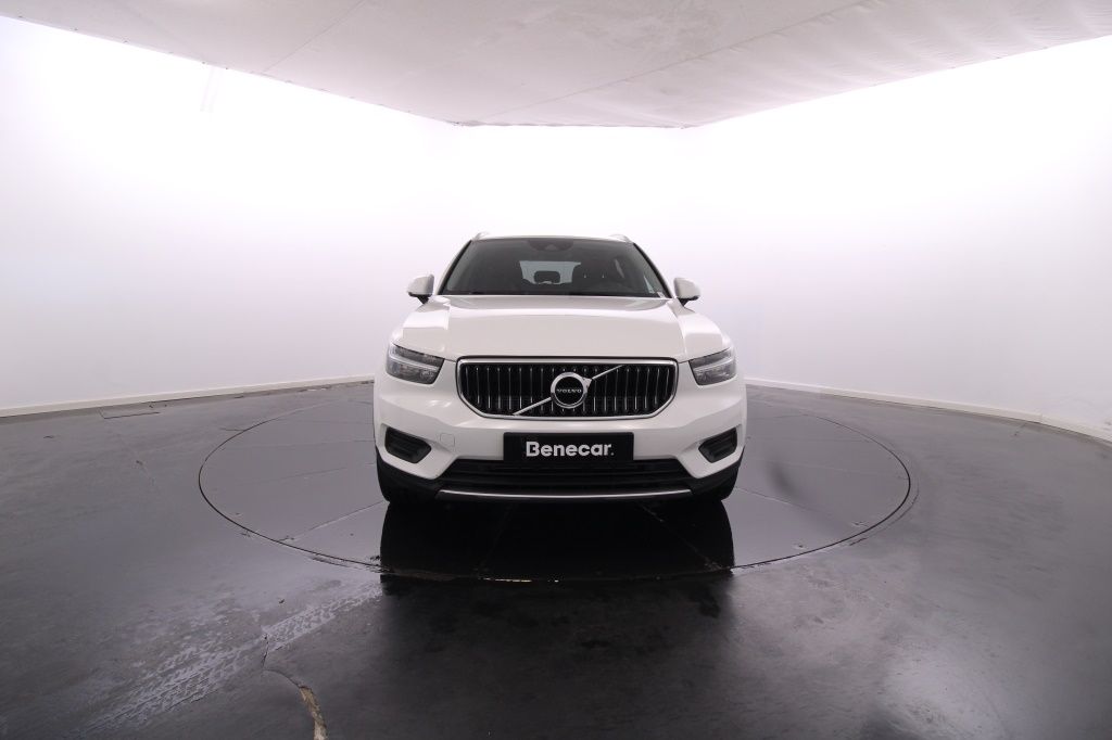 volvo-xc40-2022-hibrido-1477cc