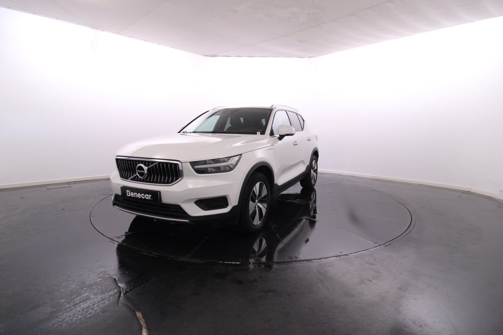 volvo-xc40-2022-hibrido-1477cc