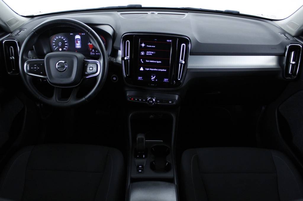 volvo-xc40-2022-hibrido-1477cc