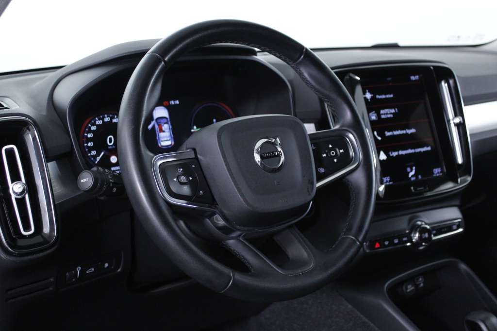 volvo-xc40-2022-hibrido-1477cc