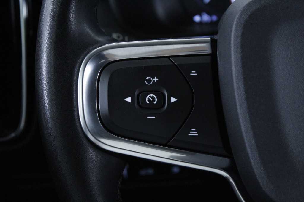 volvo-xc40-2022-hibrido-1477cc