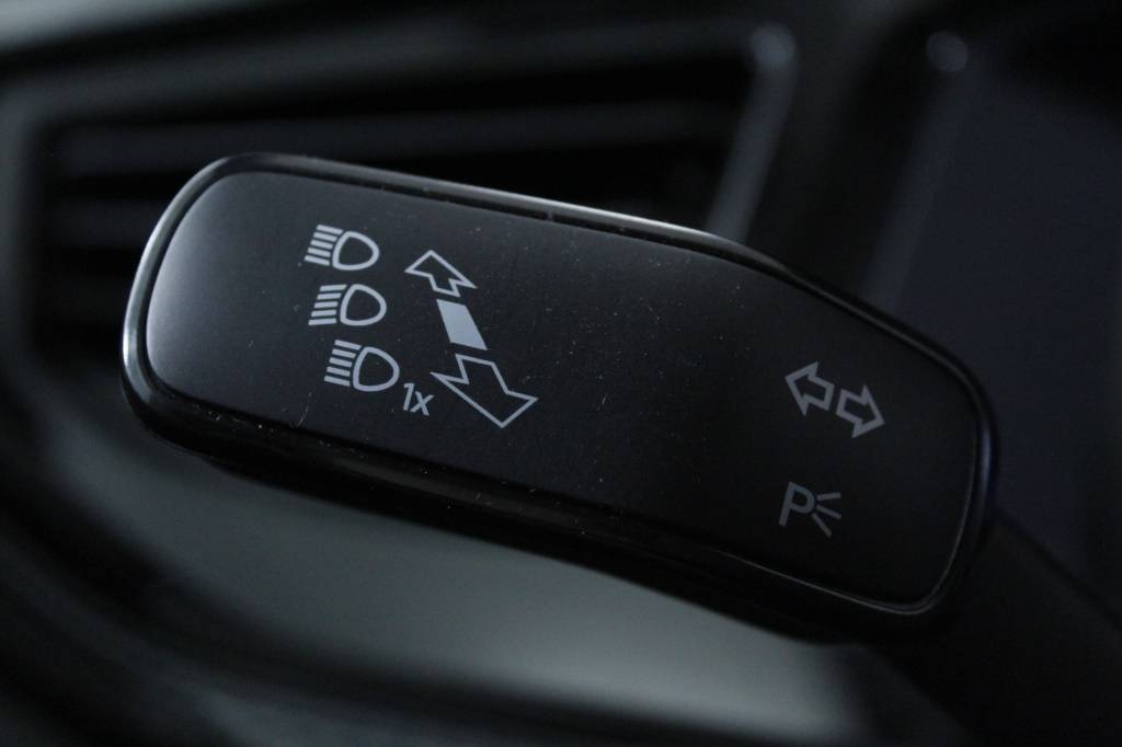 volkswagen-taigo-2025-gasolina-999cc