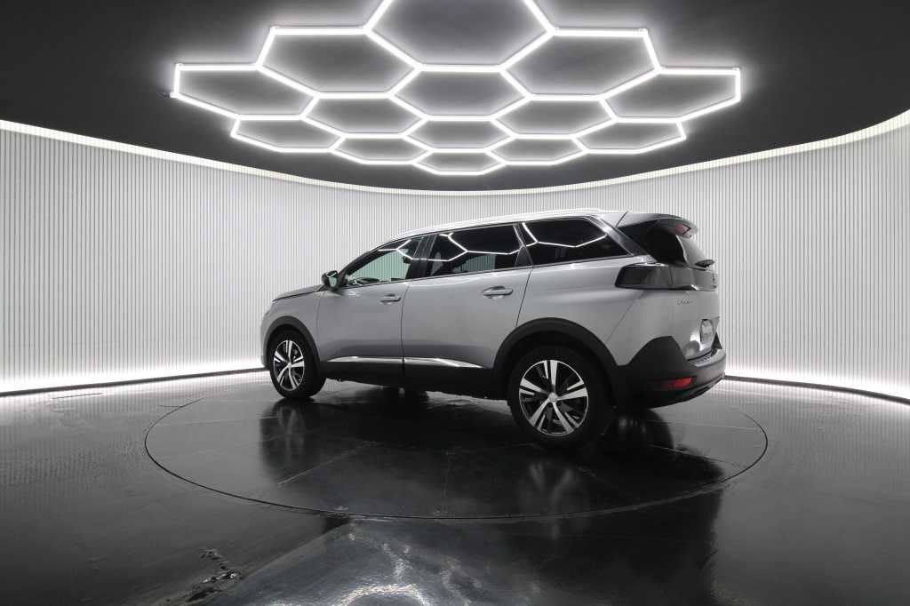 peugeot-5008-2024-gasolina-1199cc