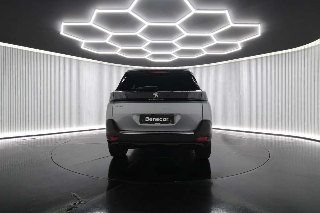 peugeot-5008-2024-gasolina-1199cc