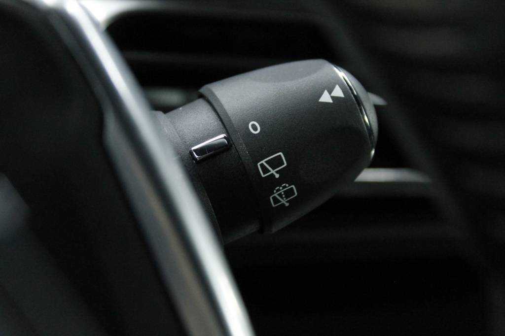 peugeot-5008-2024-gasolina-1199cc