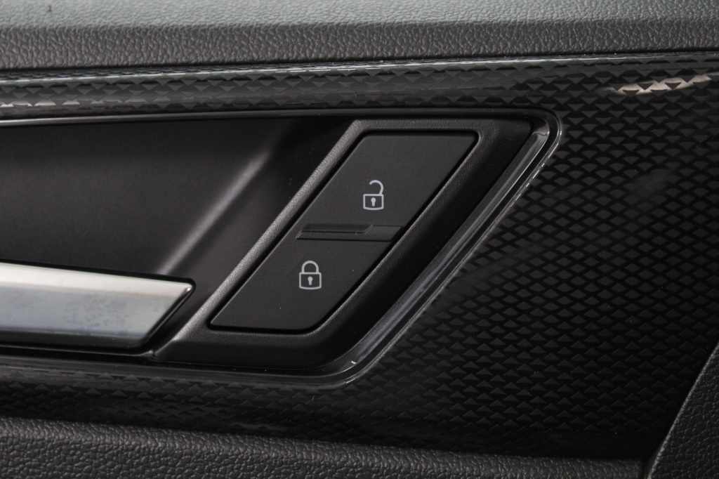 volkswagen-taigo-2025-gasolina-999cc