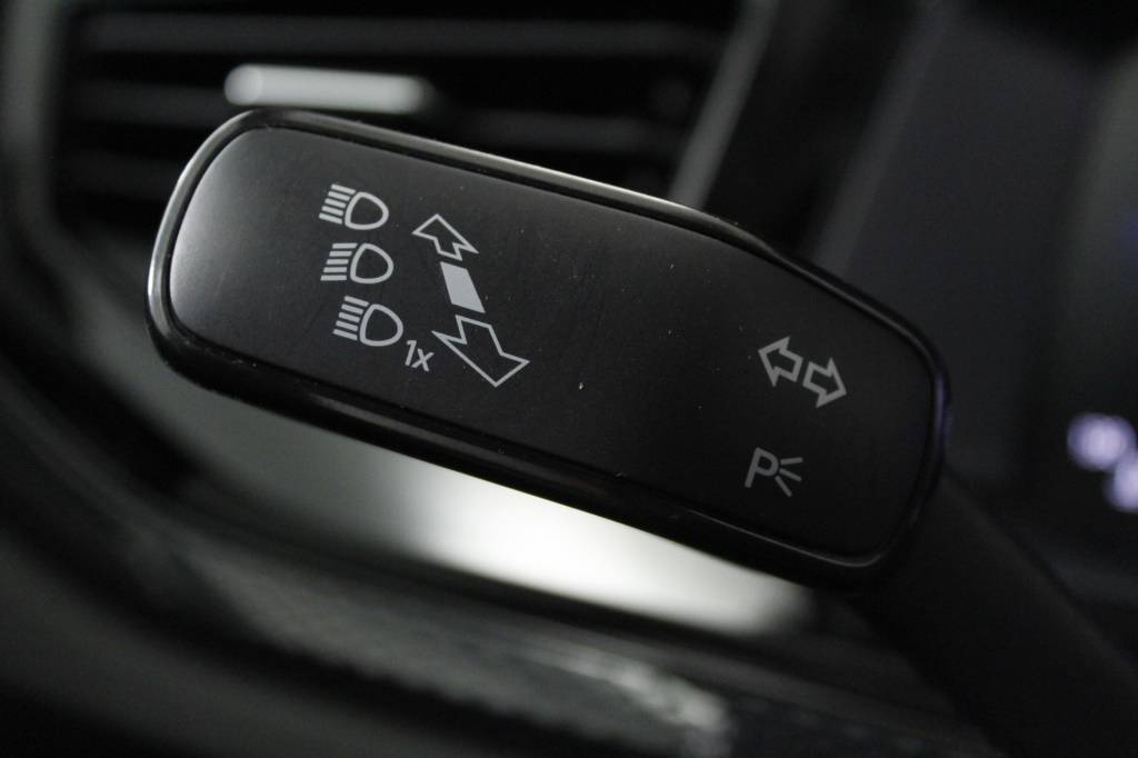 volkswagen-taigo-2025-gasolina-999cc