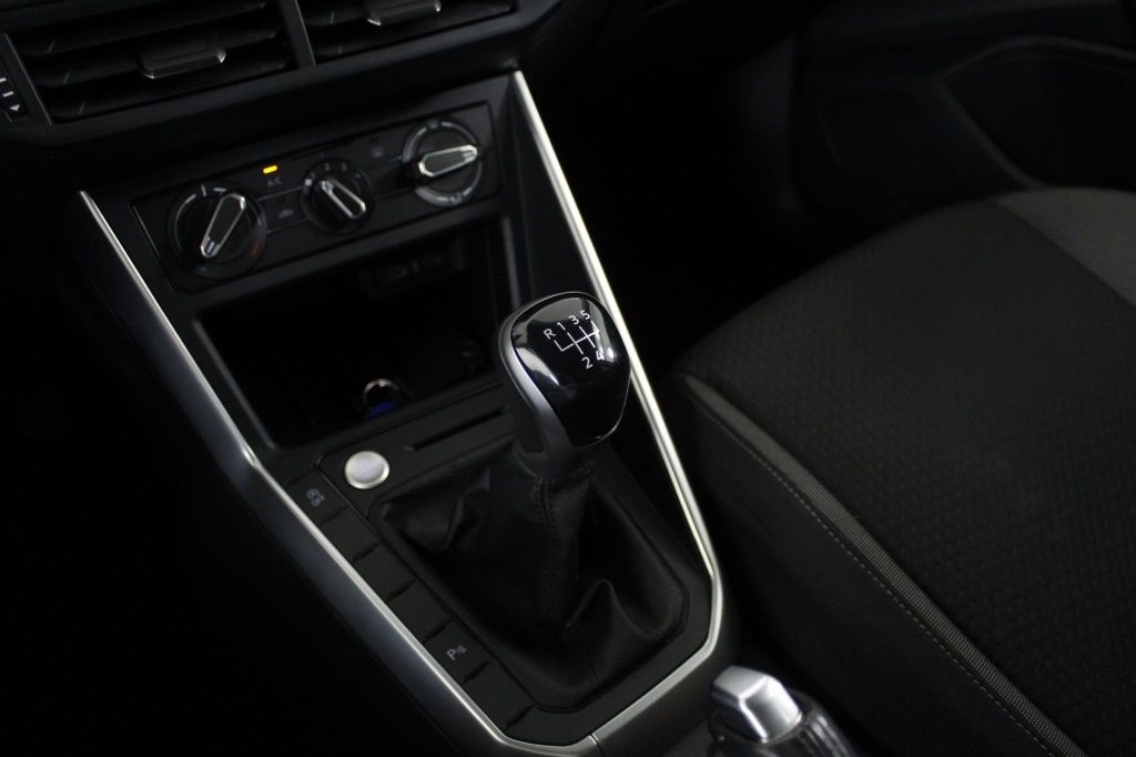 volkswagen-taigo-2025-gasolina-999cc