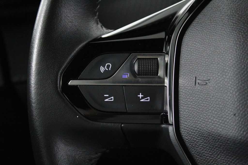 peugeot-2008-2024-gasolina-1199cc