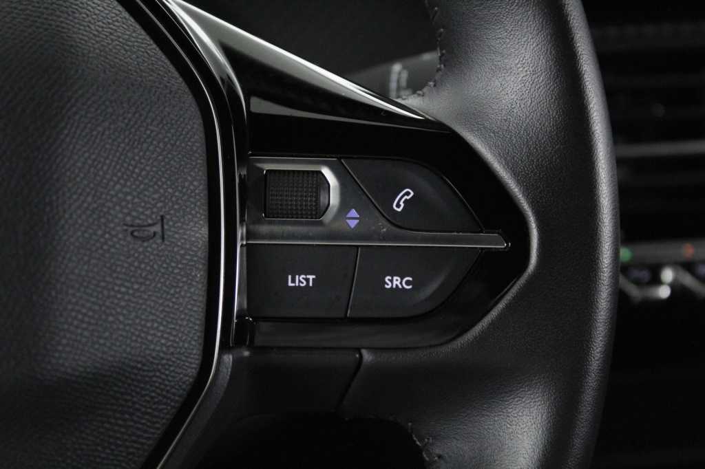 peugeot-2008-2024-gasolina-1199cc