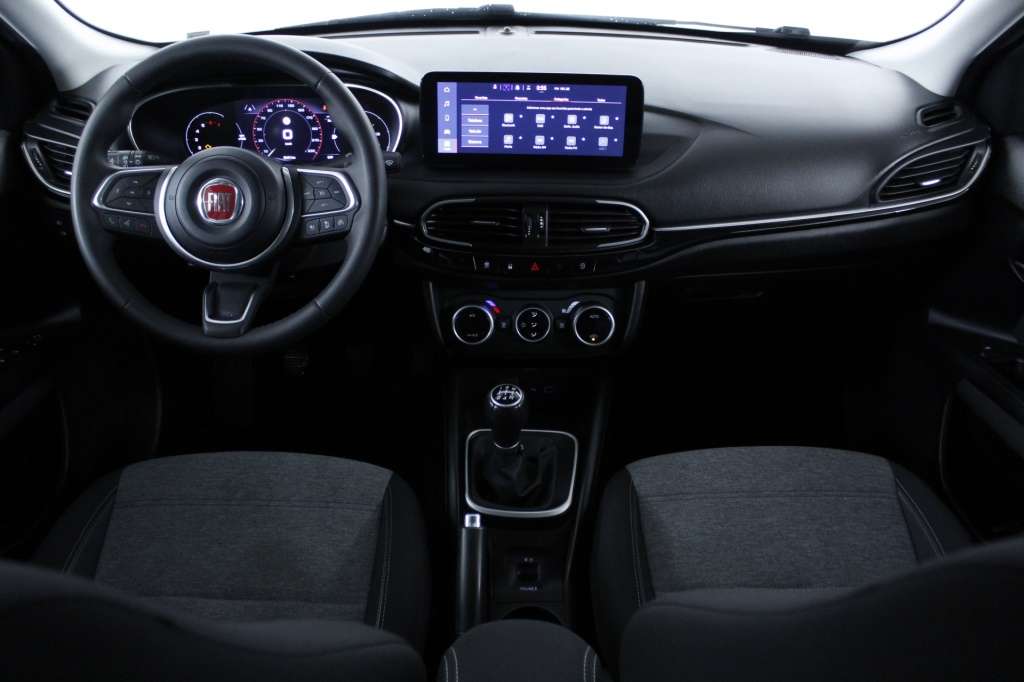fiat-tipo-station-wagon-2023-gasolina-999cc