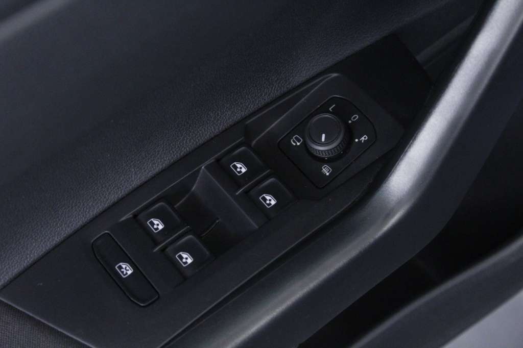 volkswagen-taigo-2024-gasolina-999cc