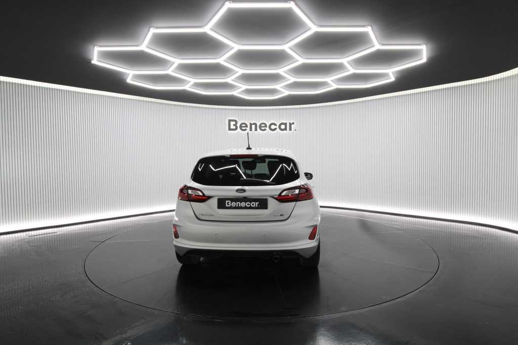 ford-fiesta-2023-hibrido-999cc