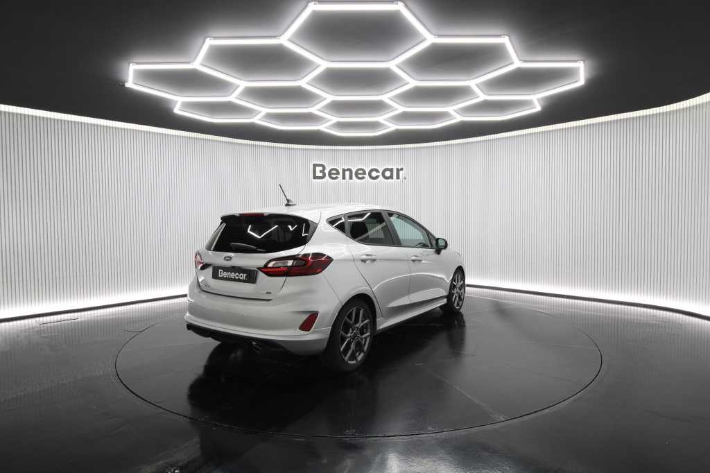 ford-fiesta-2023-hibrido-999cc