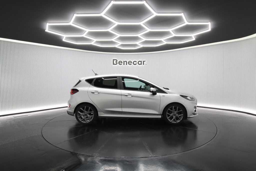 ford-fiesta-2023-hibrido-999cc