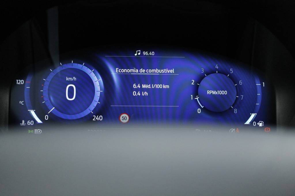 ford-fiesta-2023-hibrido-999cc