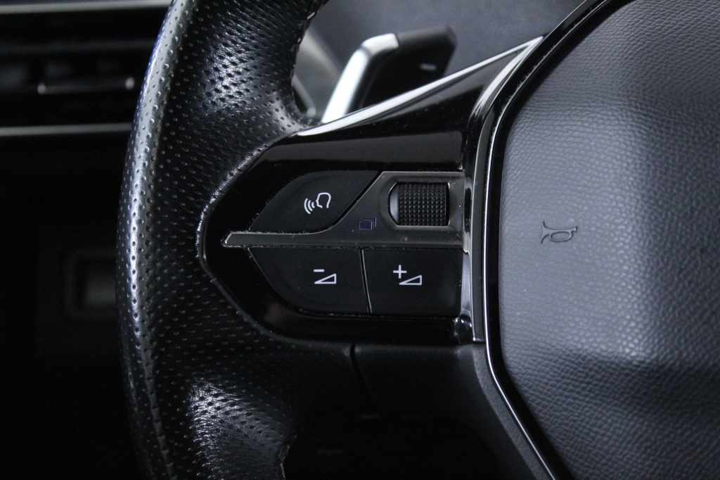 peugeot-3008-2022-diesel-1499cc