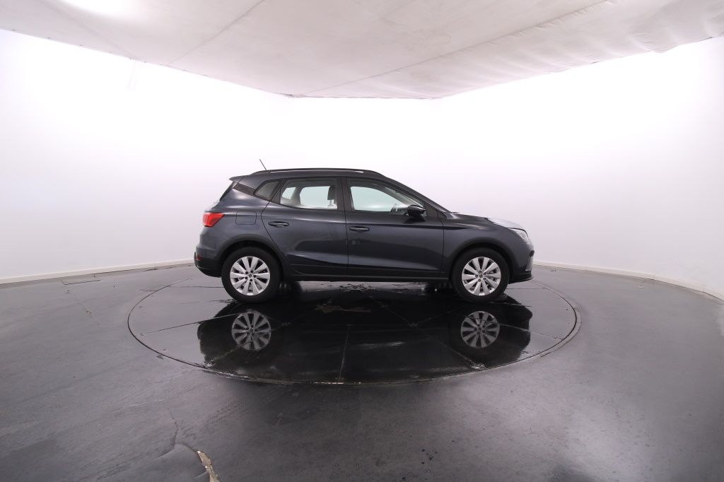 seat-arona-2024-gasolina-999cc