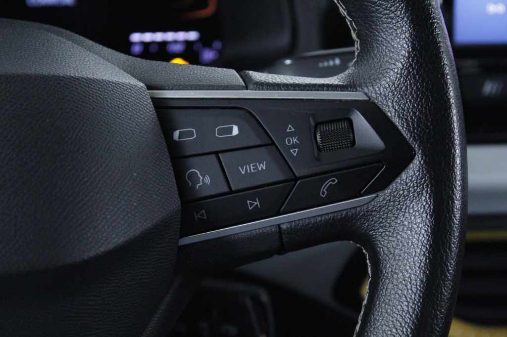 seat-arona-2024-gasolina-999cc