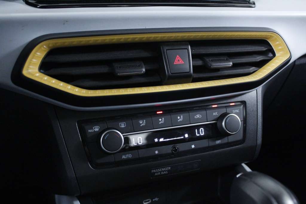 seat-arona-2024-gasolina-999cc