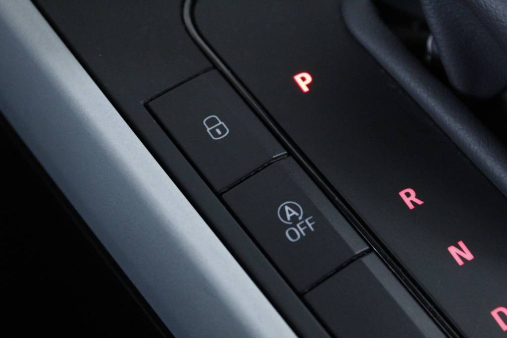 seat-arona-2024-gasolina-999cc
