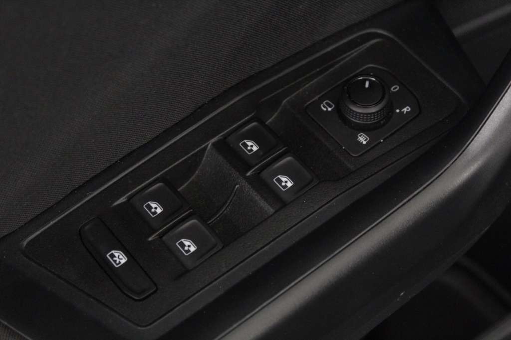 volkswagen-t-roc-2025-gasolina-999cc