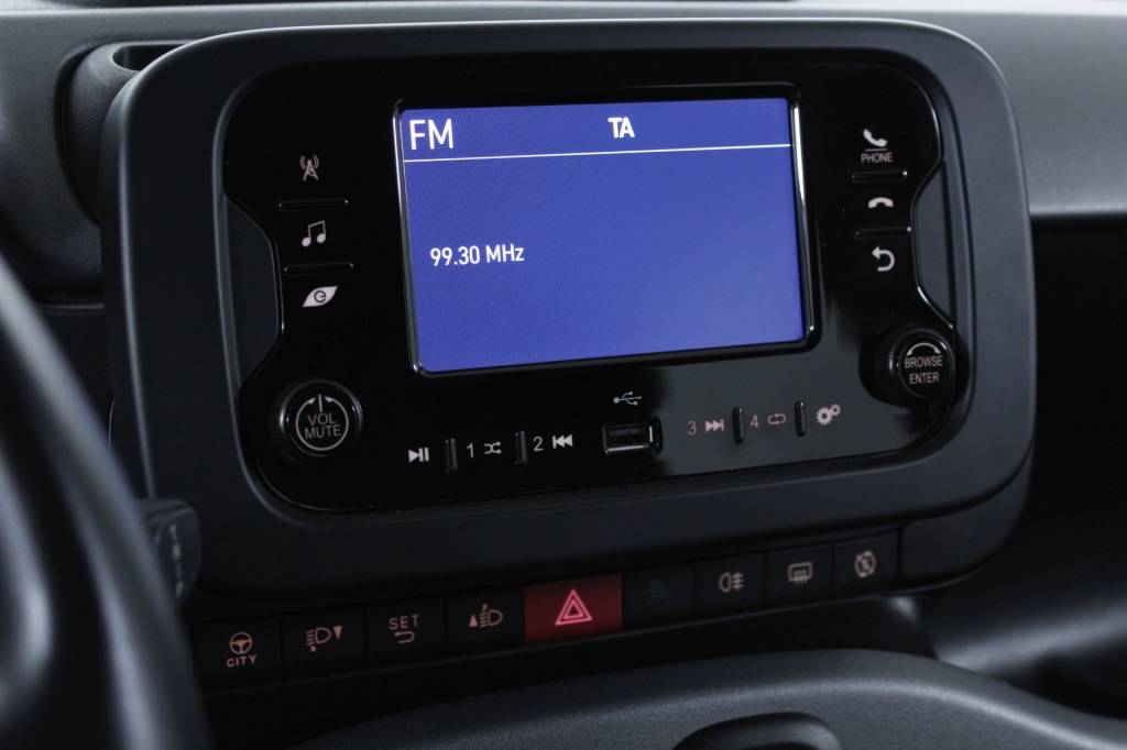 fiat-panda-2023-hibrido-999cc