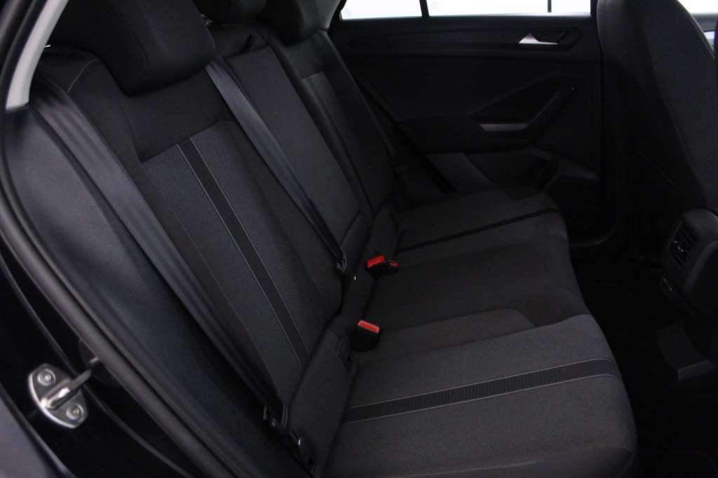 volkswagen-t-roc-2024-gasolina-999cc