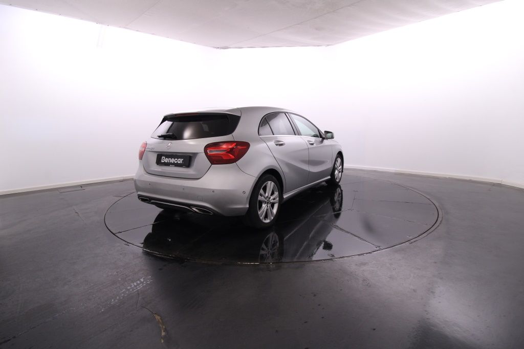 mercedes-benz-classe-a-2018-diesel-2143cc