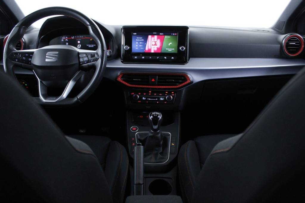 seat-ibiza-2024-gasolina-999cc