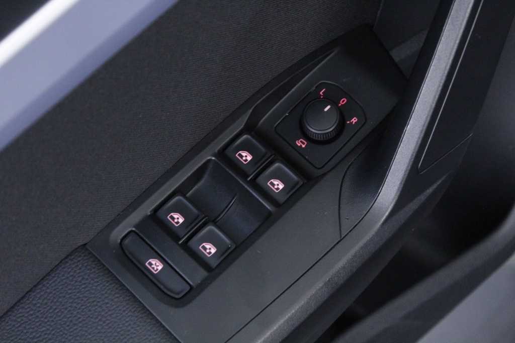 seat-ibiza-2024-gasolina-999cc