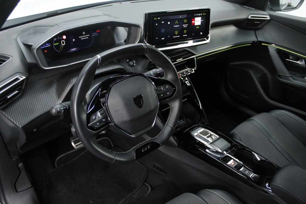 peugeot-2008-2025-eletrico-1cc