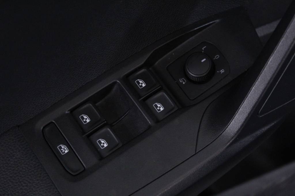 seat-arona-2024-gasolina-999cc