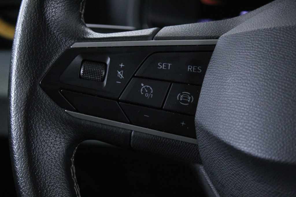seat-arona-2024-gasolina-999cc