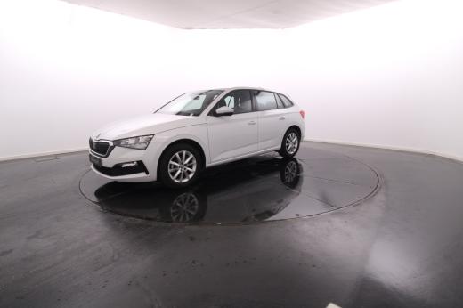 skoda-scala-2022-gasolina-999cc