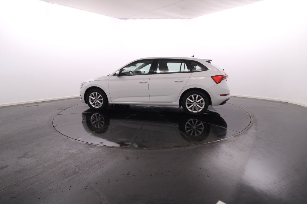 skoda-scala-2022-gasolina-999cc
