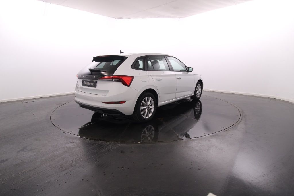 skoda-scala-2022-gasolina-999cc