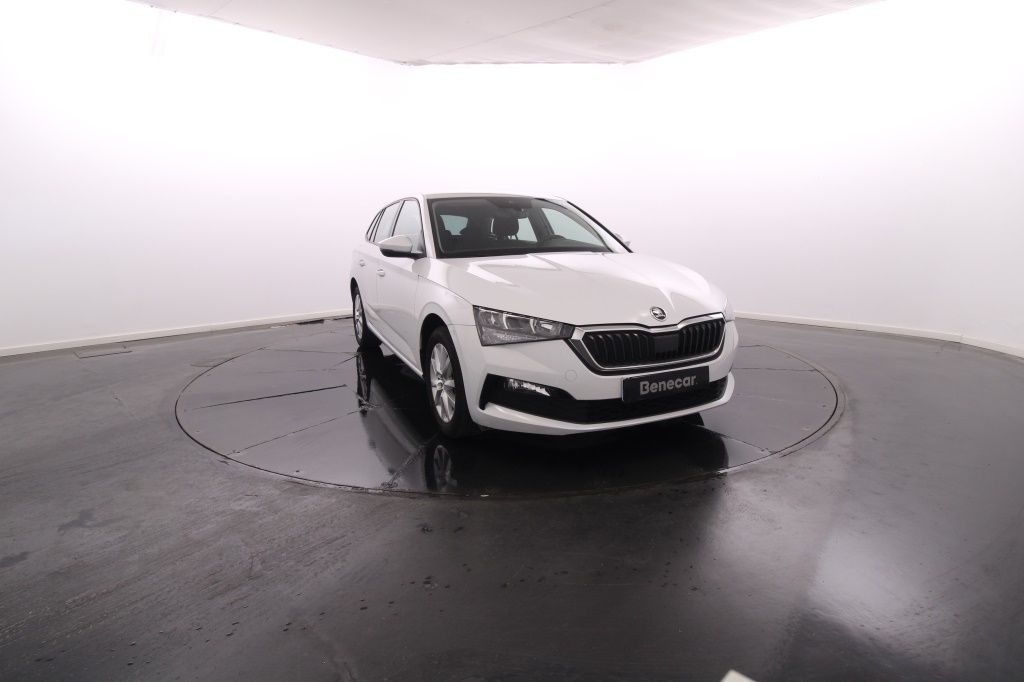 skoda-scala-2022-gasolina-999cc