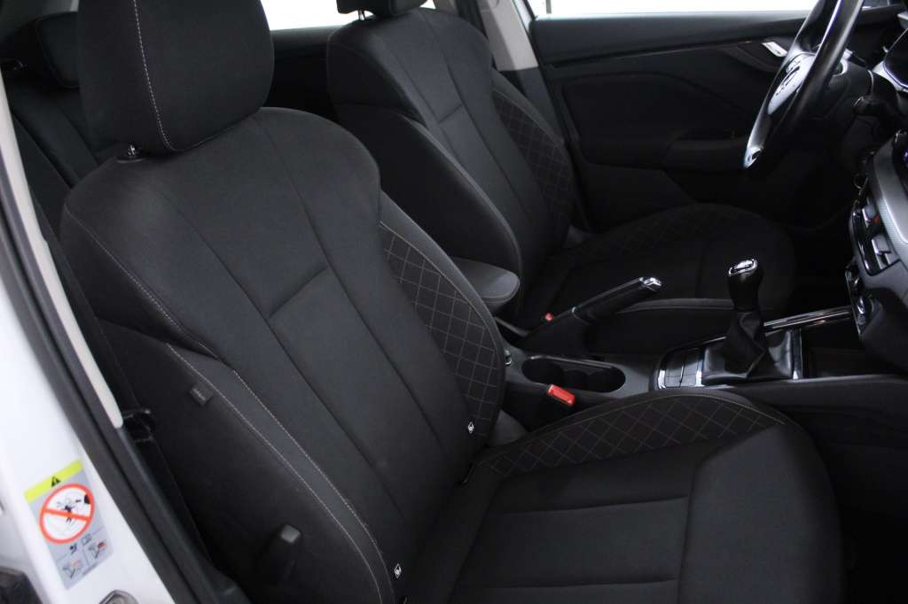 skoda-scala-2022-gasolina-999cc