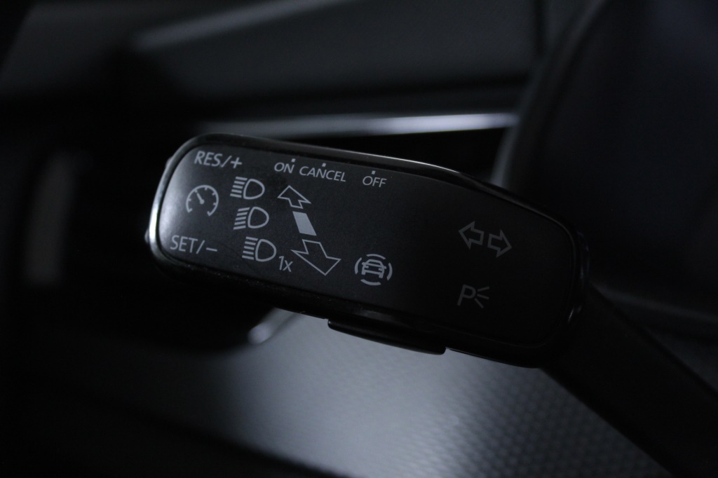 skoda-scala-2022-gasolina-999cc