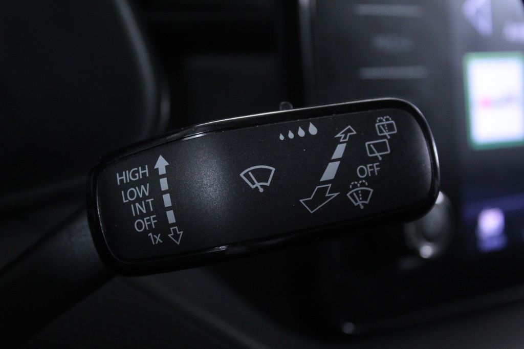 skoda-scala-2022-gasolina-999cc