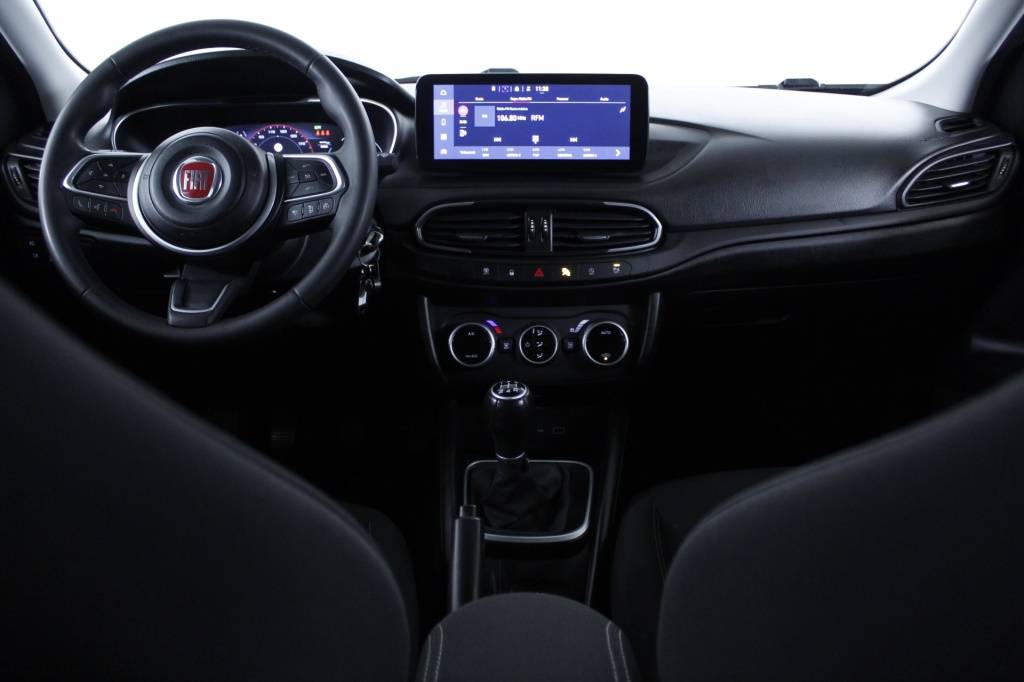 fiat-tipo-station-wagon-2023-gasolina-999cc