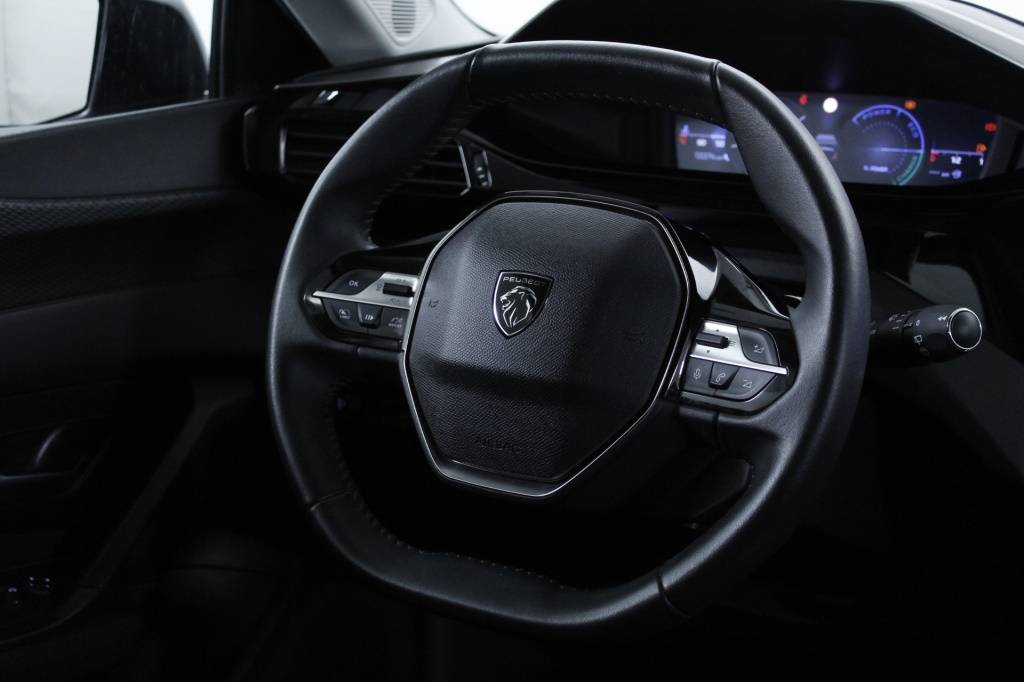 peugeot-308-2025-hibrido-1199cc