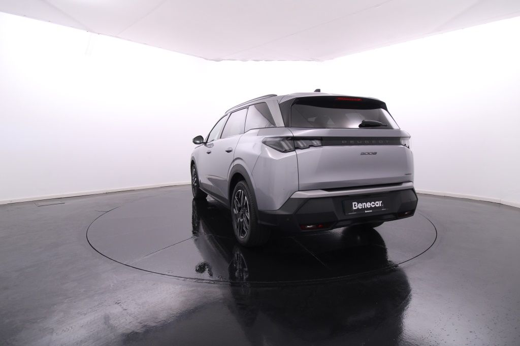 peugeot-5008-2025-hibrido-1199cc